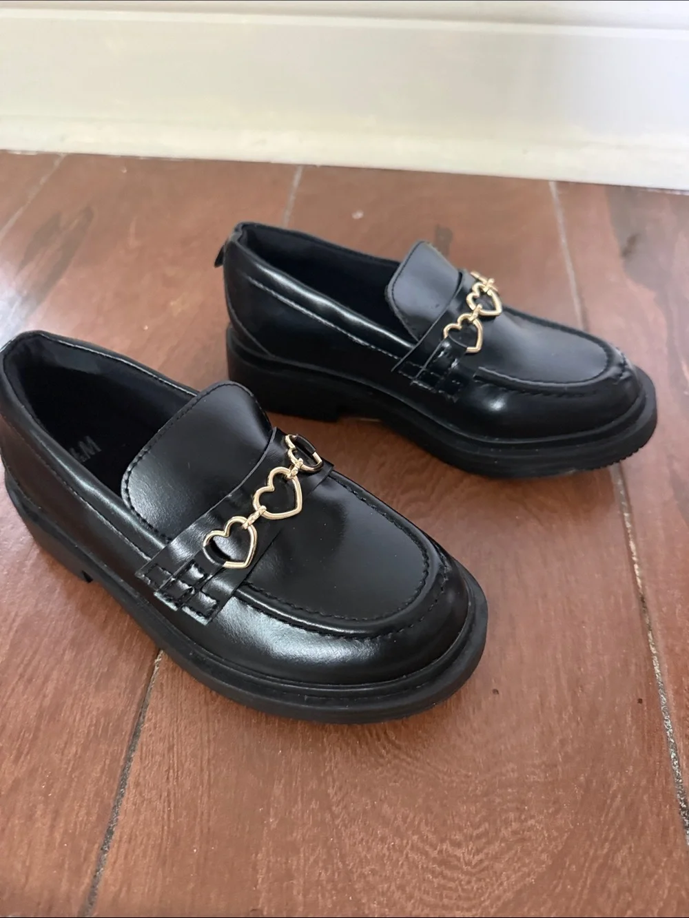 H&M Girls Black Loafers with Gold Heart Chain